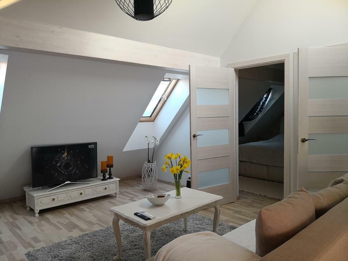 Kuninga 24 Apartment 페르누 외부 사진